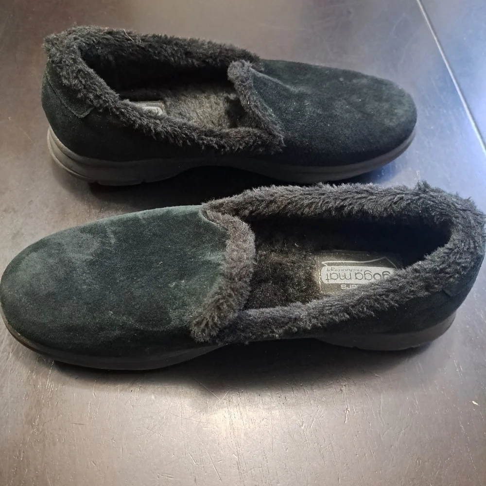 Skechers Air Cooled Goga Mat Leather Shoe/Slipper